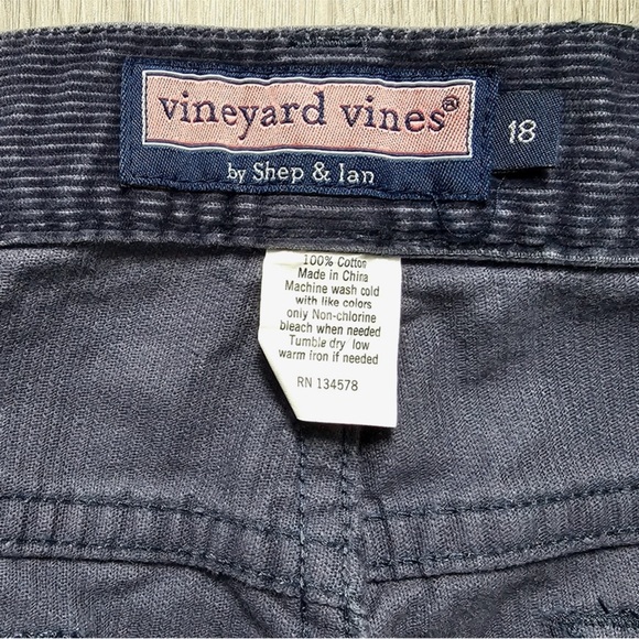 Bundle of Two Vineyard Vines Boy’s Corduroy pants Sz 18 (Boy) - Picture 16 of 16